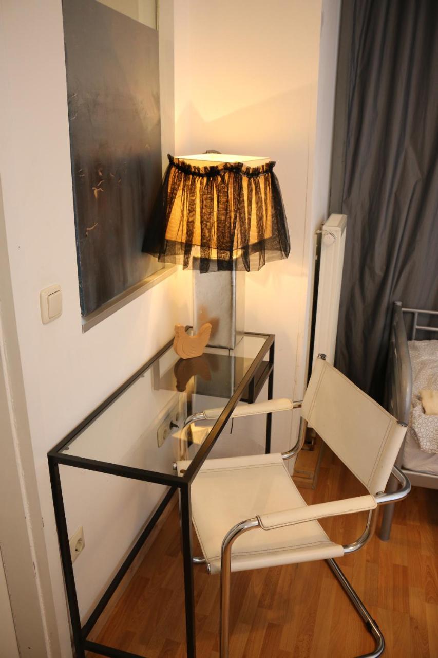 Studio-Apartments & Moeblierte Wohnungen Fuer Monteure Zentral In มึลไฮม์ อันแดร์ รัวร์ ภายนอก รูปภาพ
