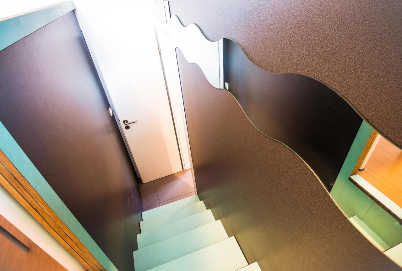 Studio-Apartments & Moeblierte Wohnungen Fuer Monteure Zentral In มึลไฮม์ อันแดร์ รัวร์ ภายนอก รูปภาพ